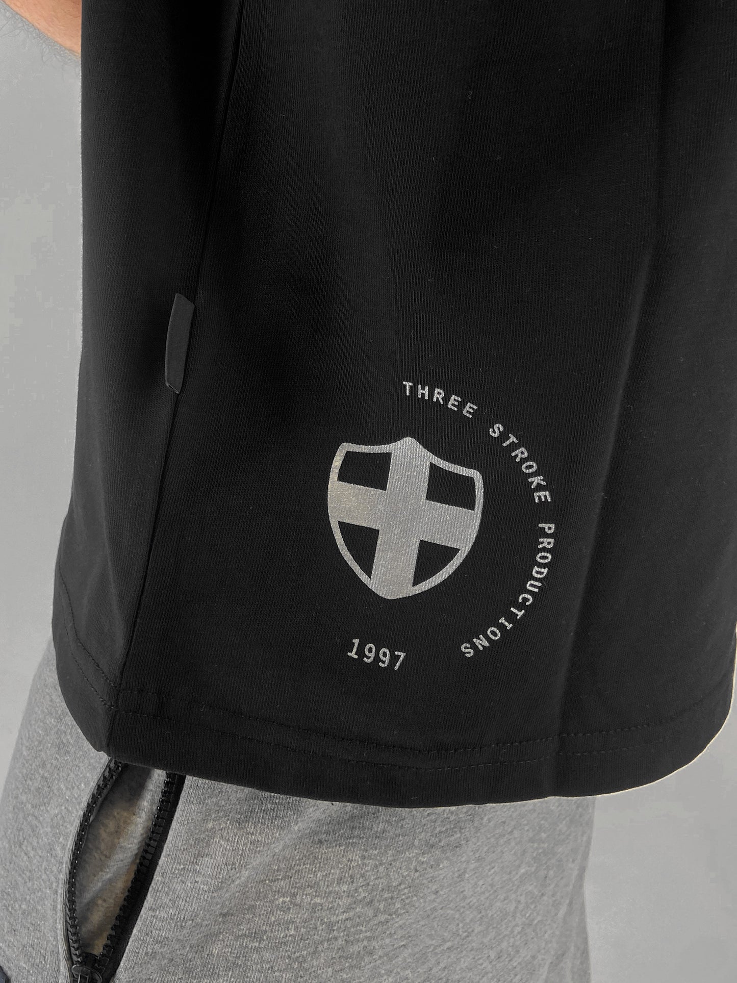 T-SHIRT THREE STROKE