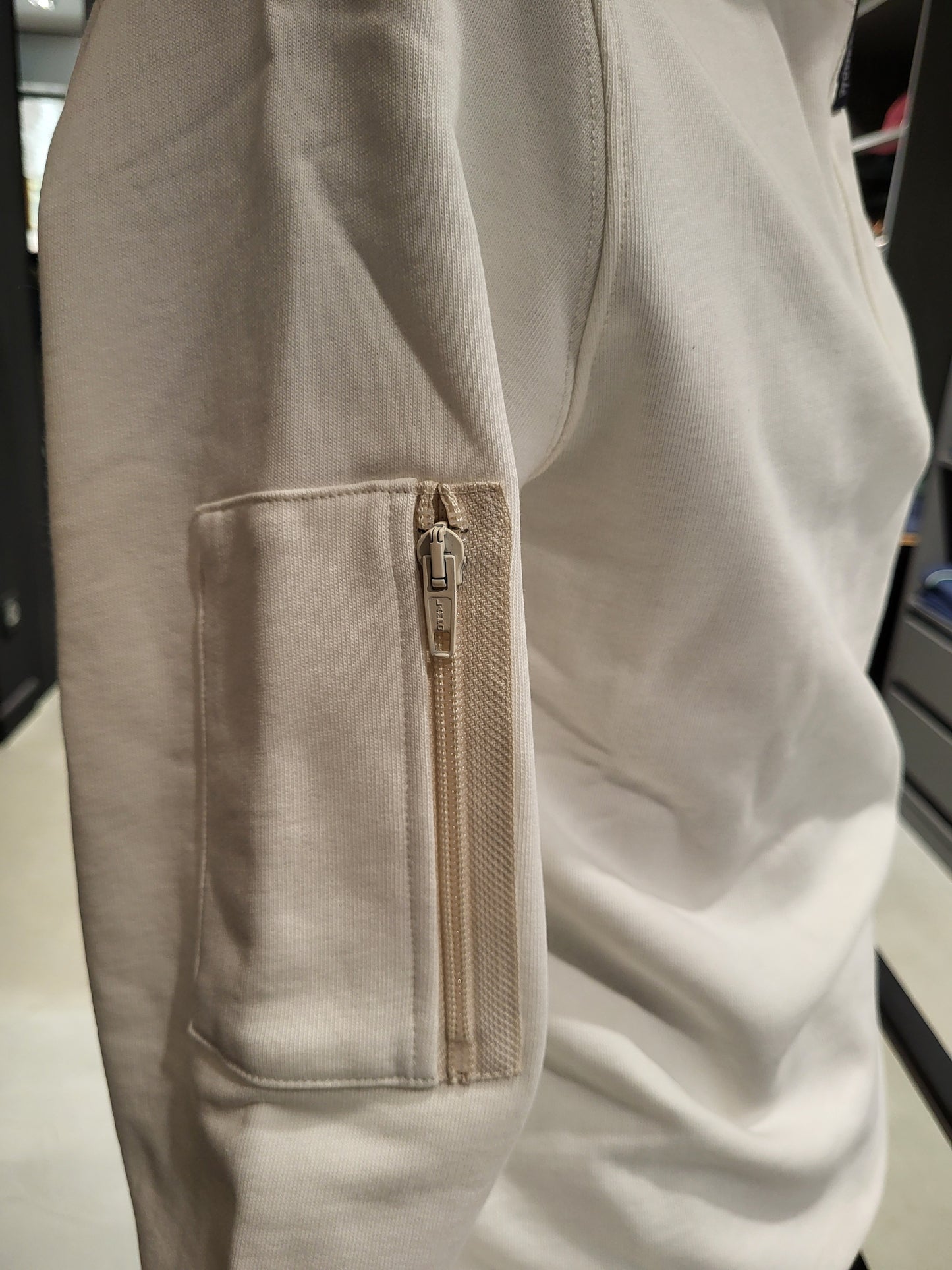 SWEAT CAPUCHE THREE STROKE