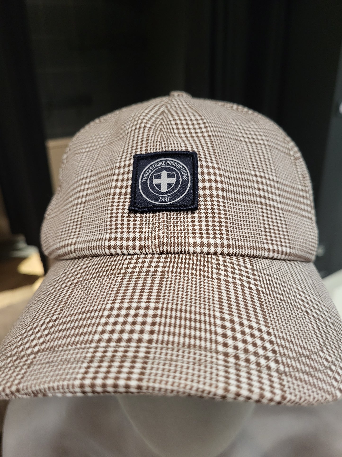 CASQUETTE THREE STROKE