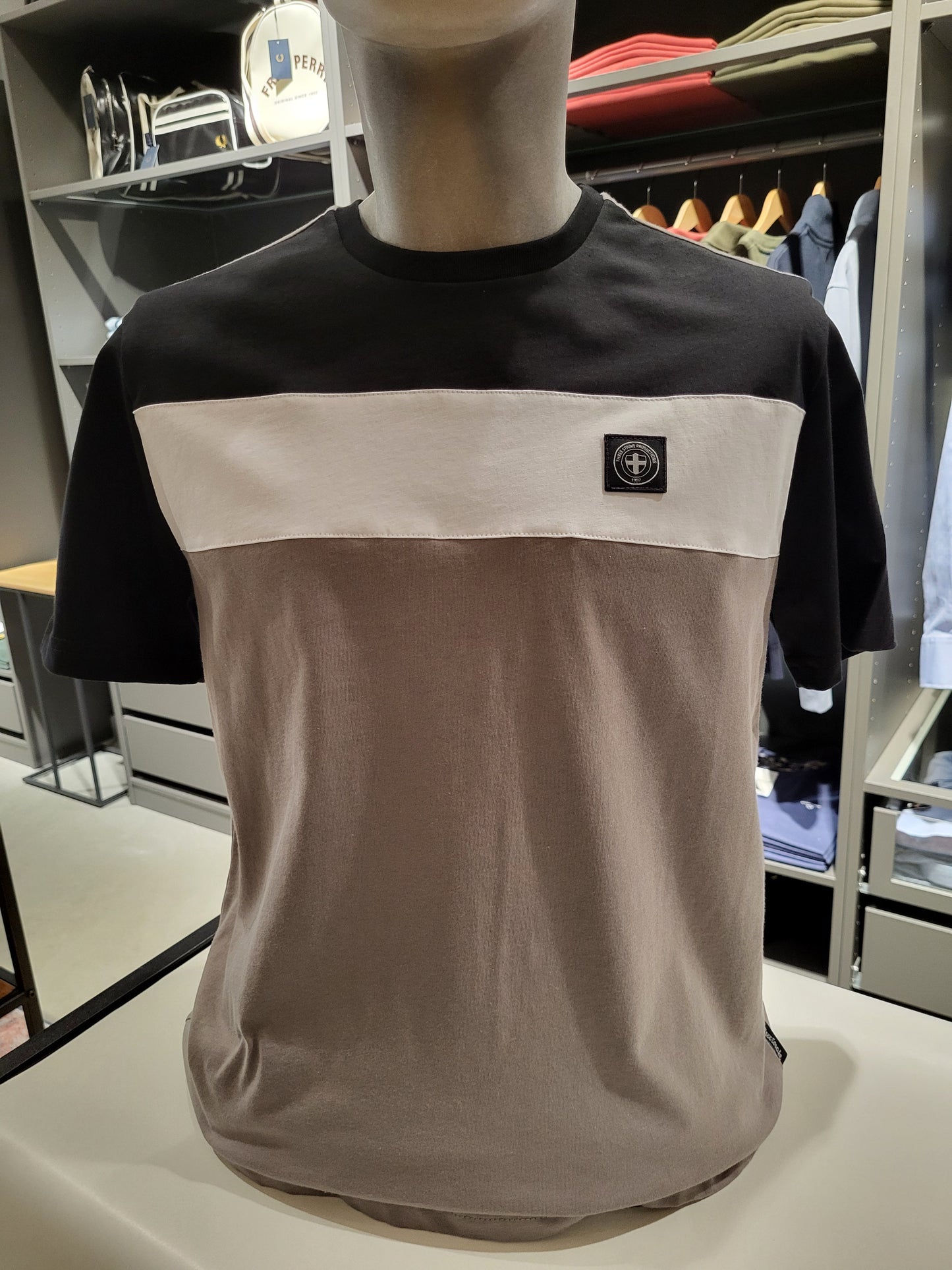 T-SHIRT THREE STROKE