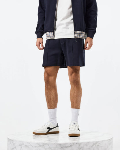 SHORT WEEKEND OFFENDER